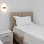Esanbja Guest house