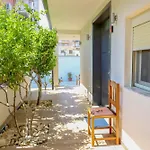 Esanbja Guest house