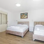 Guest house Esanbja 3*