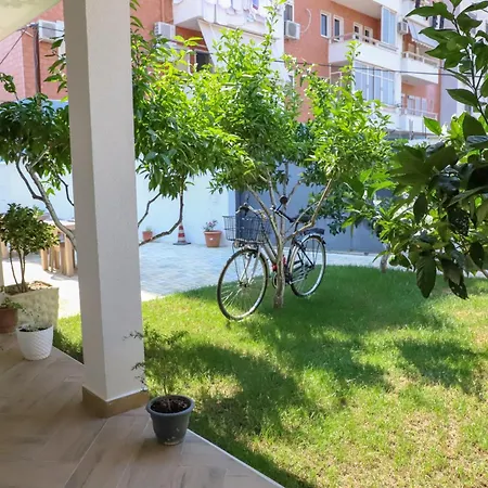 Esanbja Pensjonat 3*