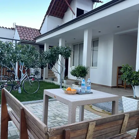 Pensjonat Esanbja Berat