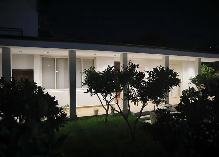 Esanbja بيت ضيافة 3*