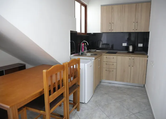 Casa de hóspedes Esanbja 3*