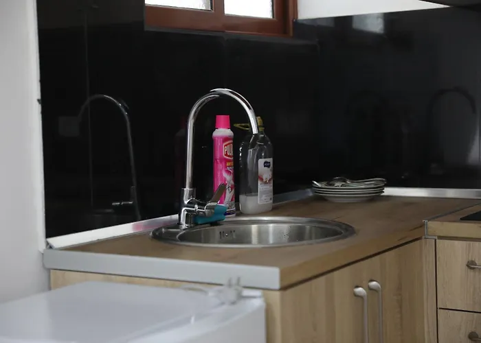 بيت ضيافة Esanbja 3*