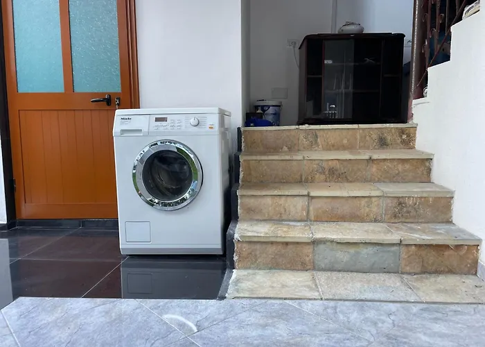 Esanbja 3* بيرات